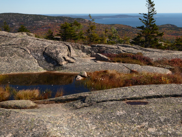 Wanderung im Acadia-Nationalpark  Cadillac Mountain NP  Hiking Trail from Otter Cove to Top