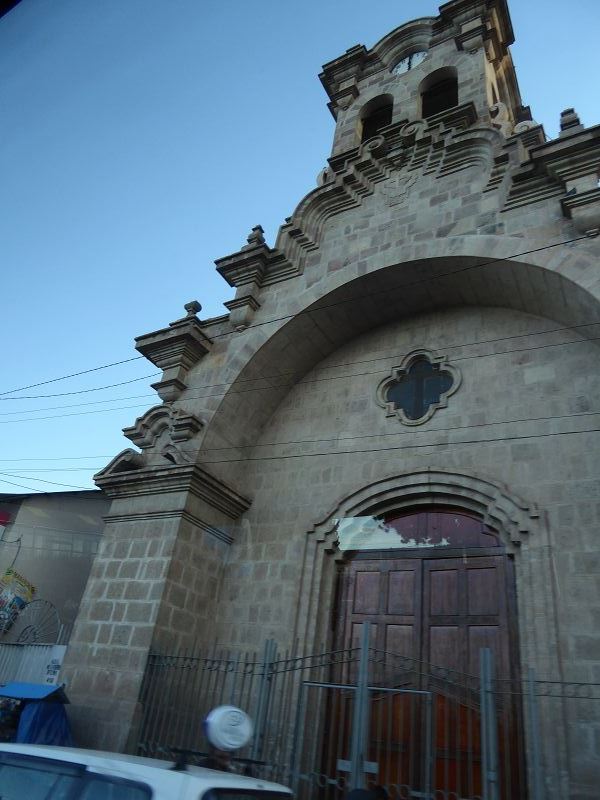 Peru Puno Lago Titicaca Titicacasee Juliaca Grenzstadt Schmuggler Handel mit Chile Universität Juliaca  Kirche Iglesia