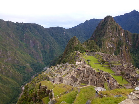 Aguas Calientes Sumaq Machu Picchu with lama