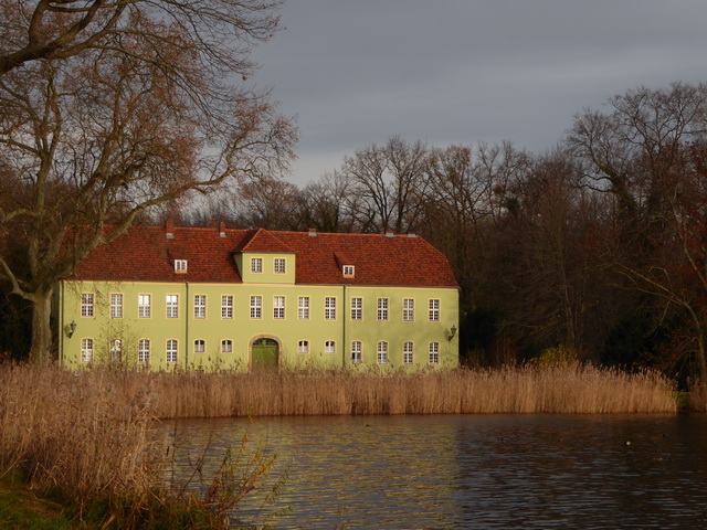 Potsdam Heiligersse gruenes Haus