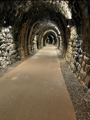 tunnel_dolomit