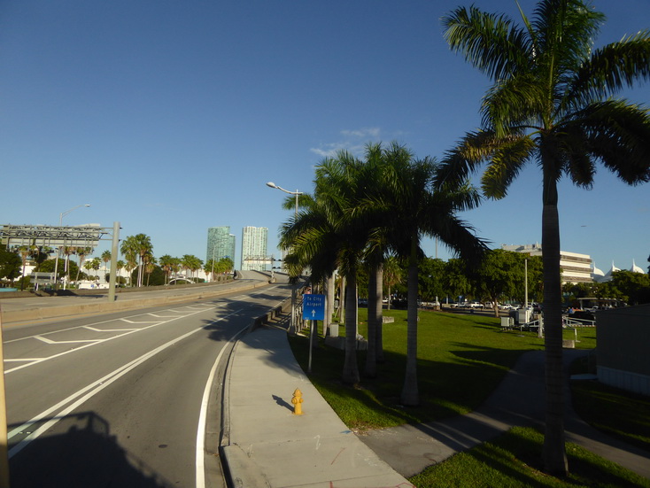 Miami Ocean Drive Art Deco South Beach Dodge Island Cruise Ship Terminal 