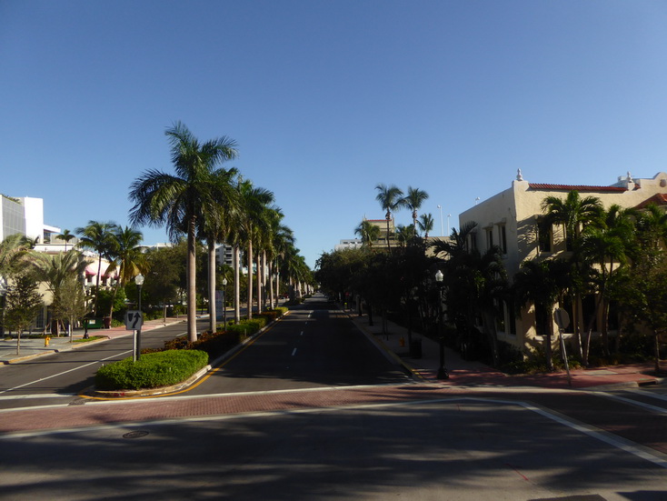 Miami Ocean Drive Art Deco South Beach Dodge Island Cruise Ship Terminal 