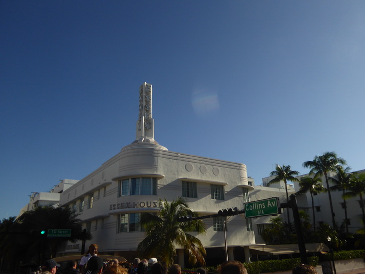 Miami Ocean Drive Art Deco South Beach Dodge Island Cruise Ship Terminal 