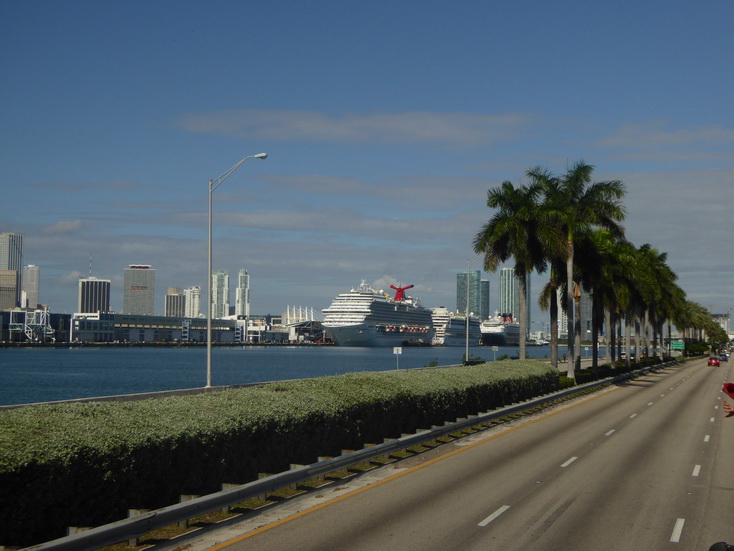 Miami Ocean Drive Art Deco Miami Ocean Drive Art Deco   