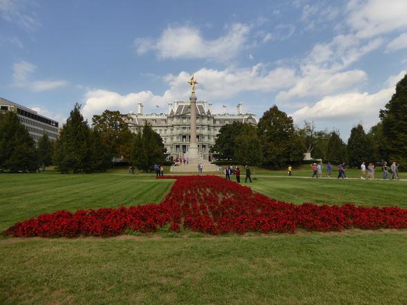  First Division Monument    Washington white HouseWashington white House