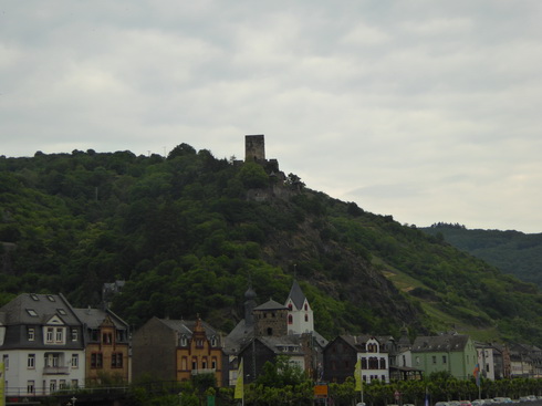 Mit dem Schiff Stolzenfels von Braubach nach  Rüdesheim   