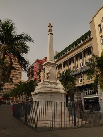 Teneriffa Santa Cruz de Tenerife  Kanaren Garcia Sanabria Park Rambla Santa Cruz  