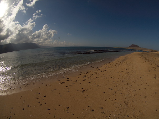 Lanzarote La Graciosa Caleta de Sebo Wanderng zur Bucht  Bahia del Salado