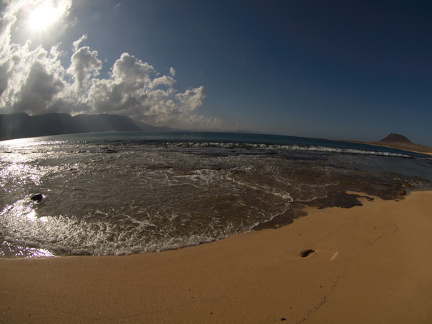 Lanzarote La Graciosa Caleta de Sebo Wanderng zur Bucht  Bahia del Salado