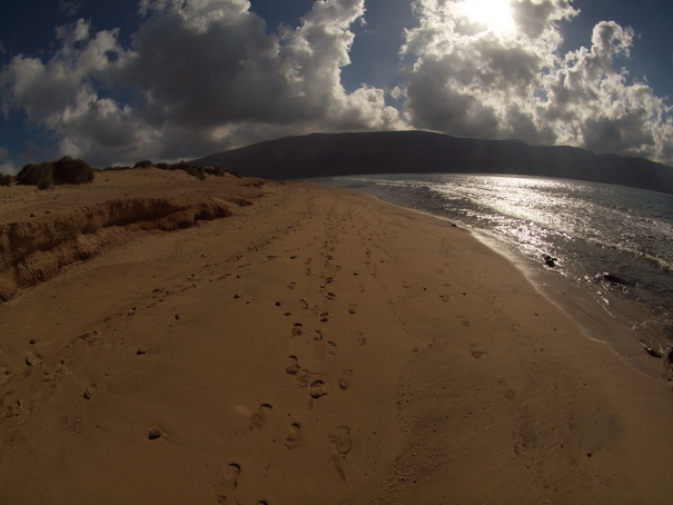 Lanzarote La Graciosa Caleta de Sebo Wanderng zur Bucht  Bahia del Salado