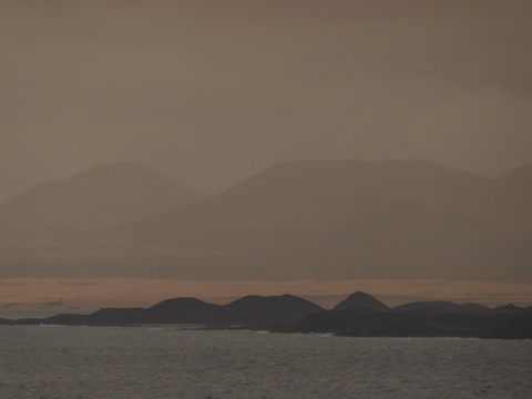   Regenbogen zwischen Fuerteventura und Lanzarote 