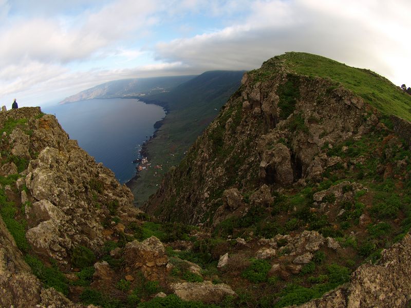 Mirador Bascos Blick runter Pozo de la Salud Blick in die Caldera El Golfo