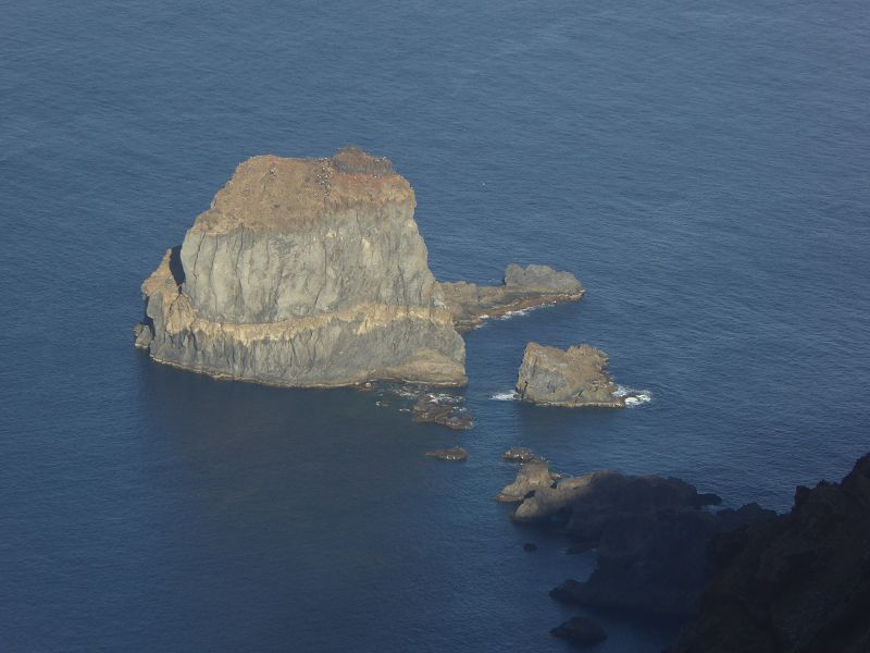   Roques de Salmor Roques de Salmor El HierroRoques de Salmor Roques de Salmor El Hierro