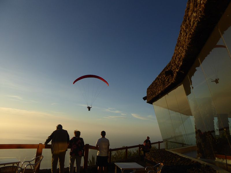 Mirador de la Pena + Pena Restaurant  Paragliding Paraglider  Gleitschirmfliegen El Hierro Paraglider 