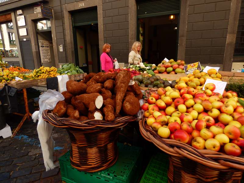 Madeira  Madeira      Funchal  Mercado der Markt die Markthallen in Funchal