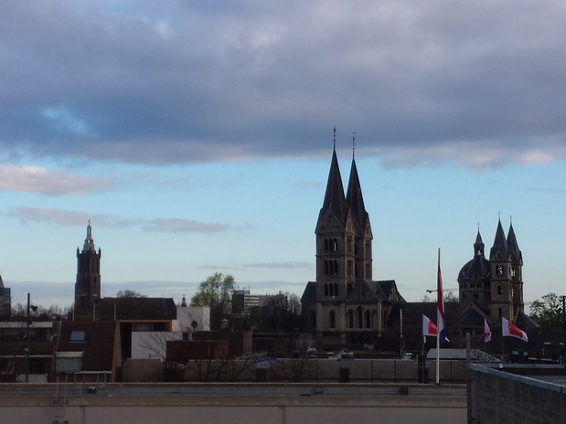 Roermond Maas  Roermond Maas   Valkhotelblick Falk Hotel