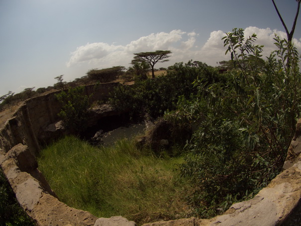   Samburu Nationalpark natural pond Maji Brunnen Natural SpringSamburu Nationalpark Maji Brunnen Natural Spring