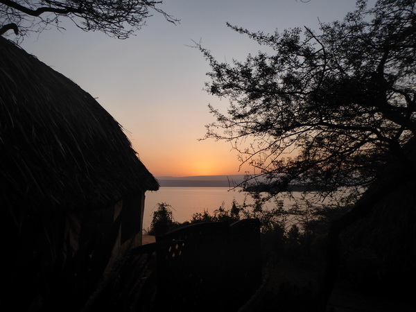  Kenia  Lake Baringo Island Camp sunrise