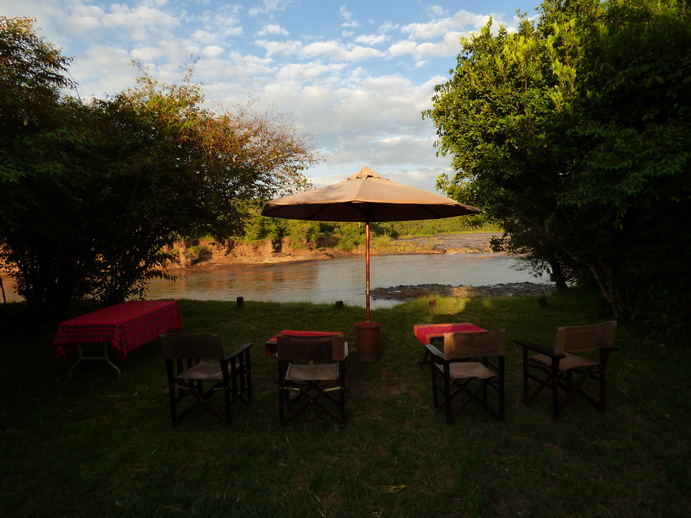 Mara Crossing Camp direkt am Mara River Masai mara 