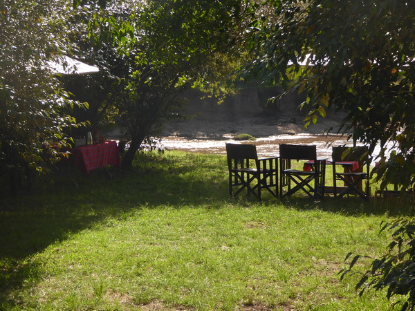 Mara Crossing Camp direkt am Mara River Masai mara  