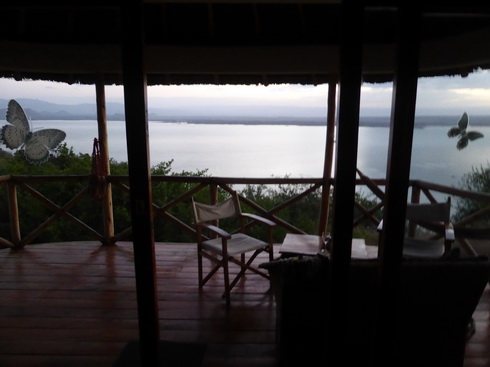 Sunbird Lodge   Lake Elementaita   Kenia   sundowner