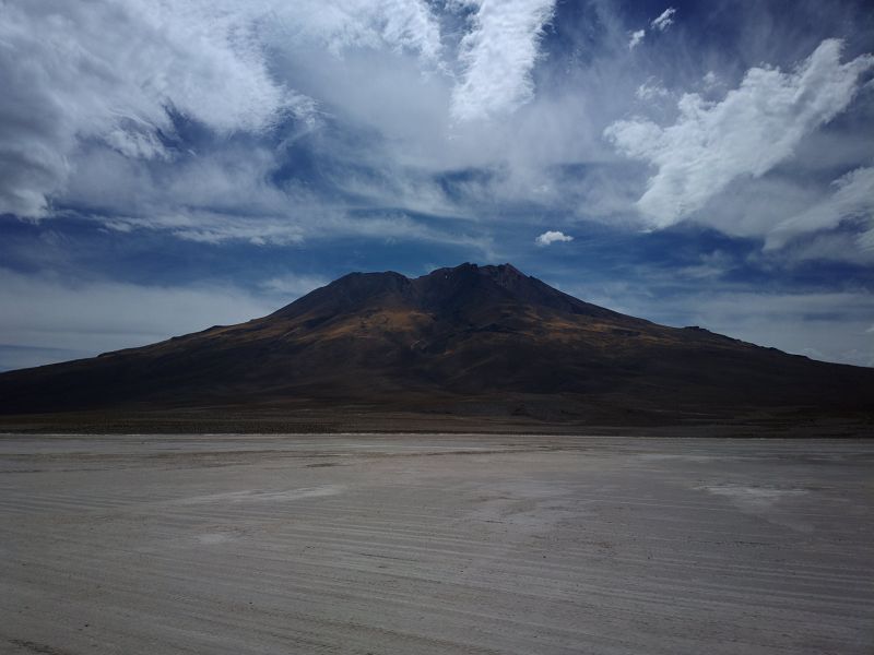  Laguna  Verde Vulcano Licancabur  5920 m und Salzsee Laguna Verde 4300 m