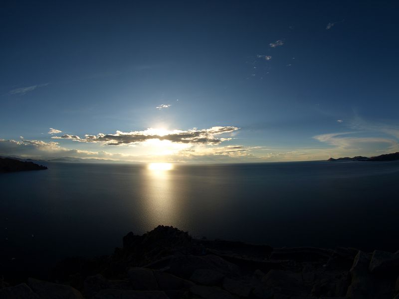 Bolivien  Copacabana  Lago Titicaca Titicacasee Aufstieg zum Kalvarienberg Cerro Calvario Wallfahrtsziel. 3.966 m hoher Huegel