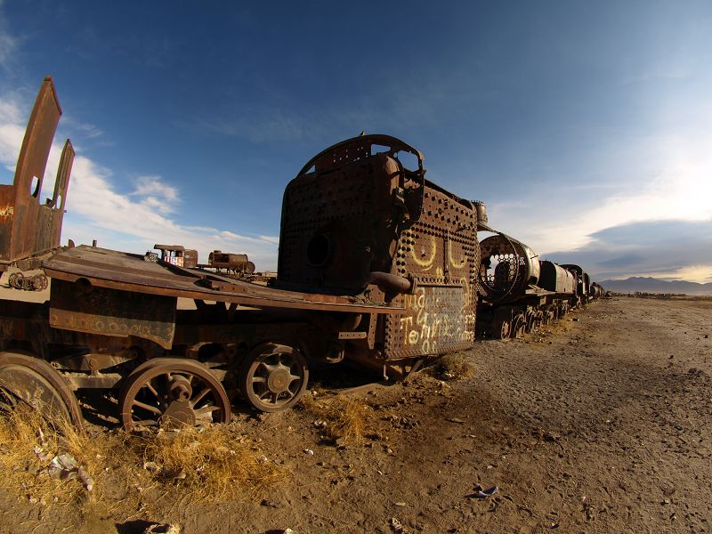 Uyuni Hotel Luna Salada Uyuni Luna Salada Eisenbahn Ferrocarril Train Cementary Oruro