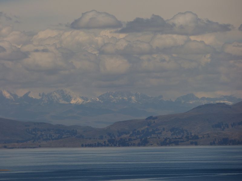 Bolivia Copacabana Lago Titikaka  Lago Titicaca Titicacasee Isla del Sol Isla de Luna Cordilliera Real Koenigskordilliere 