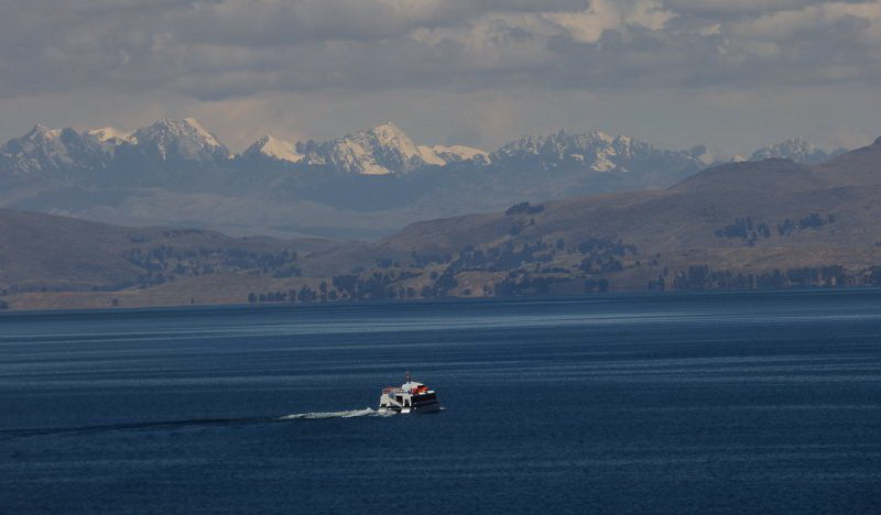 Bolivia Copacabana Lago Titikaka  Lago Titicaca Titicacasee Isla del Sol Isla de Luna Schnellboot Tragetto