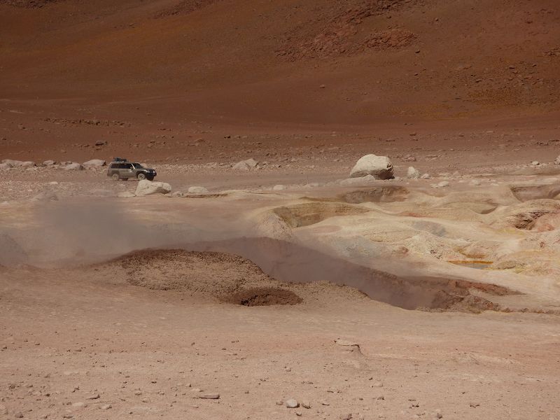 Uyuni  Bolivien Uyuni 4x4 Siloi desierto Vulcano Hot Springs  Siloi Desert