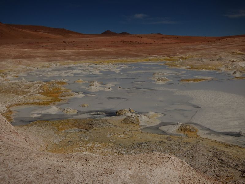 Uyuni  Bolivien Uyuni 4x4 Siloi desierto Vulcano Hot Springs  Siloi Desert