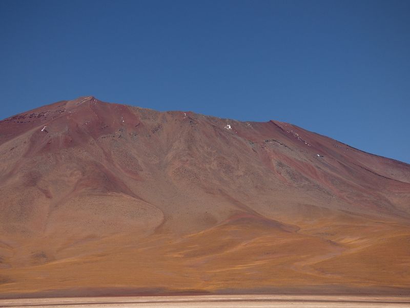 Laguna  Verde Vulcano Licancabur  5920 m und Salzsee Laguna Verde 4300 m