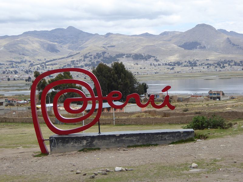 Copacabana  Lago Titicaca Titicacasee border peru