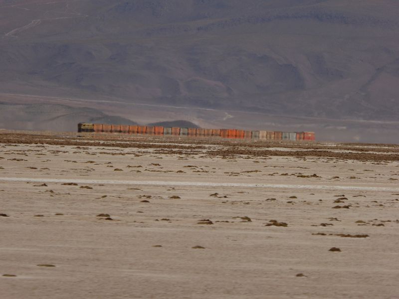 Uyuni Luna Salada Bolivien Uyuni 4x4 Salzsee Saltlake Deserttrain