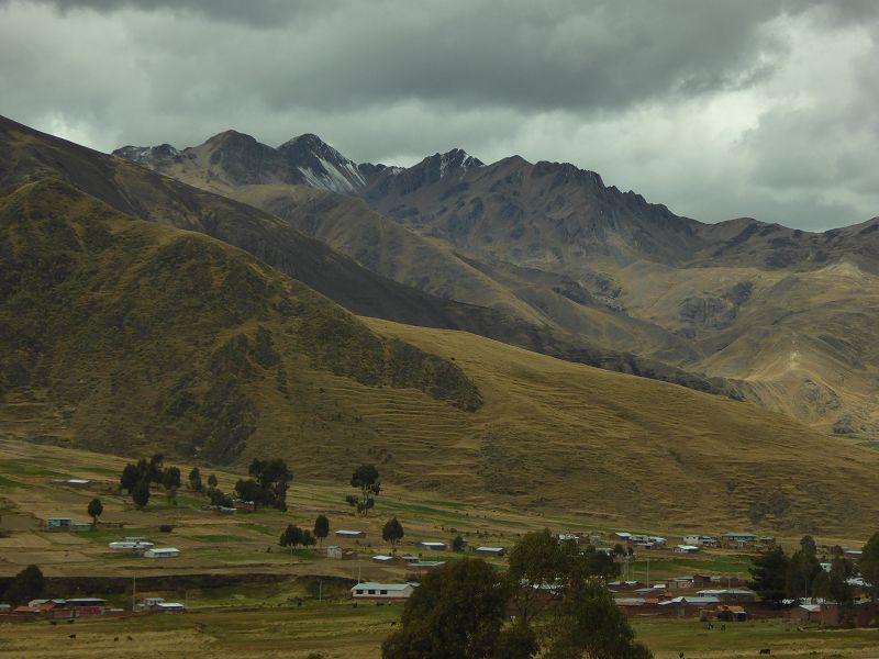 La Raya Pass Occobamaba