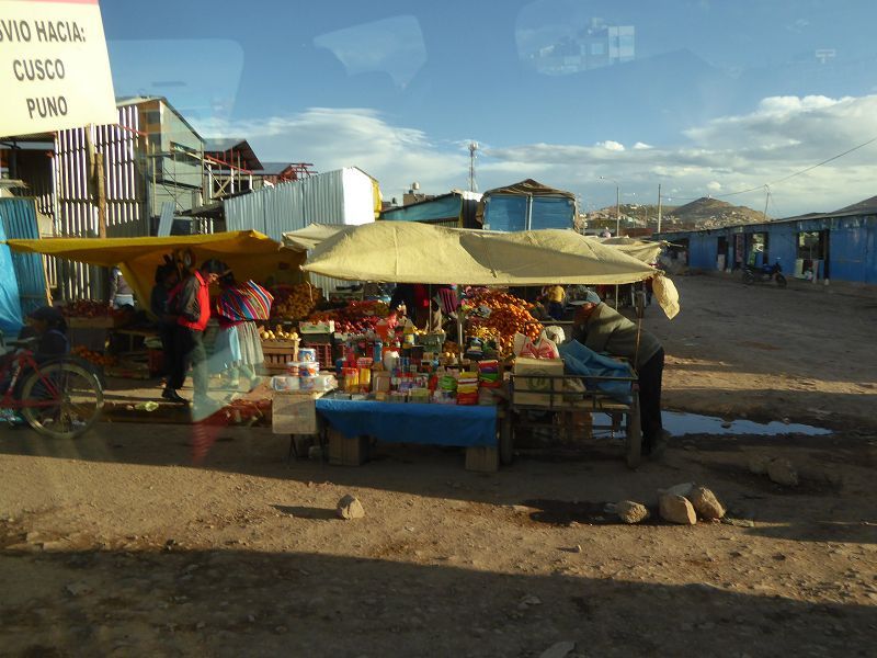   Peru Puno Lago Titicaca Titicacasee Juliaca Grenzstadt Schmuggler Handel mit Chile Universität Juliaca Peru Puno Lago Titicaca Titicacasee Juliaca Grenzstadt Schmuggler Handel mit Chile Universität Juliaca 