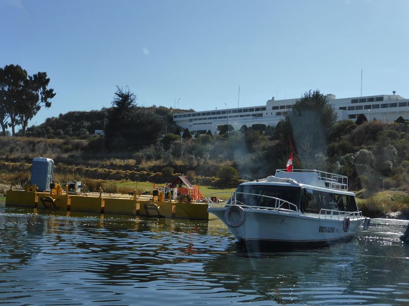 Peru Puno Lago Titicaca Titicacasee Bootsfahrt auf dem See