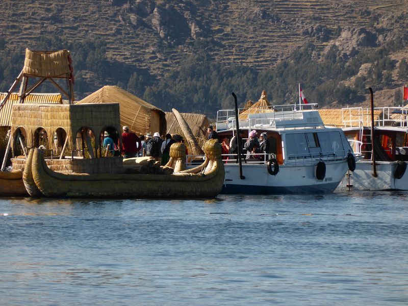 Schilfboot Uros Indianer