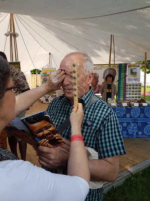 Afrikamarkt one Dollar Brille Afrikamarkt one Dollar Brillen