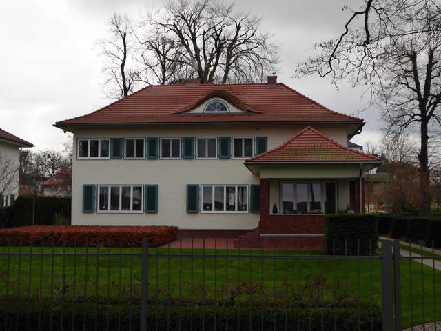 Potsdam  schicke Häuser am Jungfernsee  