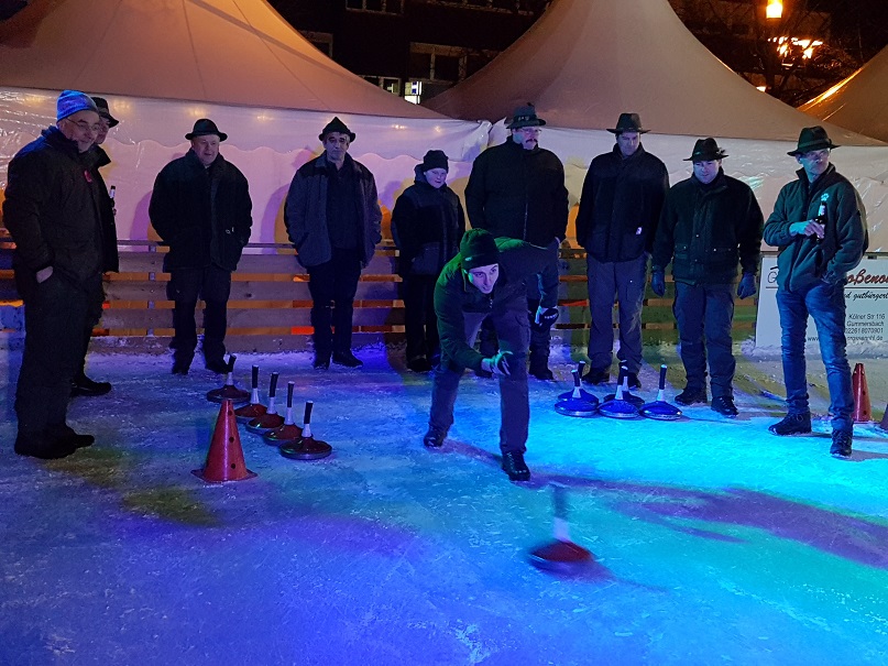 Eisbahn 2017 Bergneustadt Eisstockschiessen 