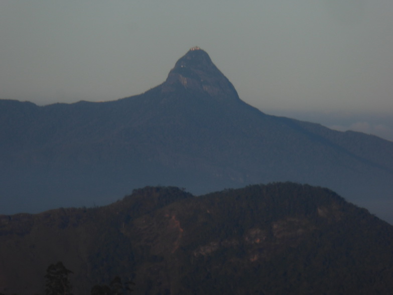 Great World's End Drop Hortons Plains  Nuwara Eliya  Adams Peak