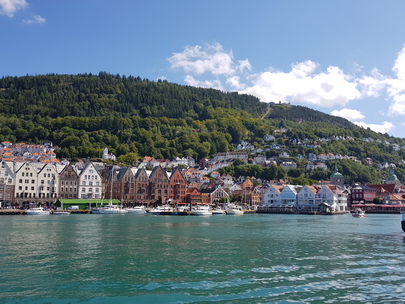 Bergen Fischmarkt StrandkaiBergen Fischmarkt Strandkai