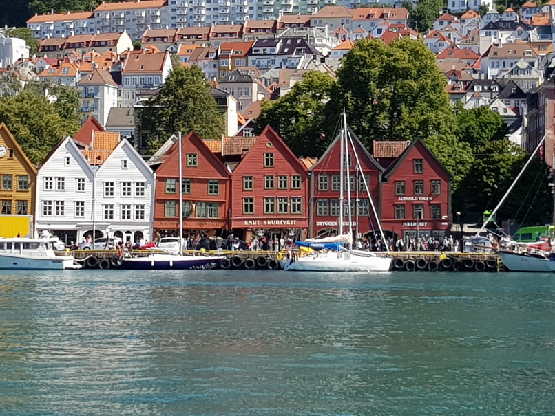 Bergen Fischmarkt StrandkaiBergen Fischmarkt Strandkai