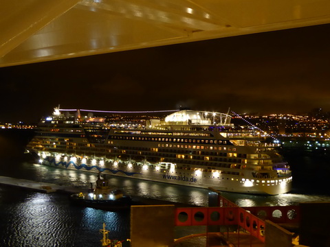 Gran Canaria Mein Schiff 4  Aida Sol Gran Canaria Aida Sol  läuft aus 