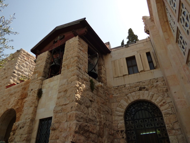 JERUSALEM Kirche der Nationen und Todesangstbasilika. JERUSALEM Kirche der Nationen und Todesangstbasilika.  