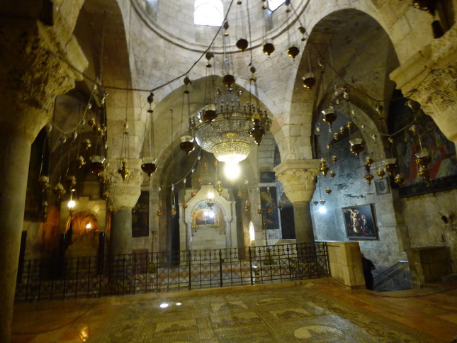 JERUSALEM Grabeskirche Golgata Felsengang