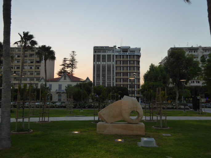   Zypern Limassol AltstadtZypern Limassol Hafenpromenade Corniche 